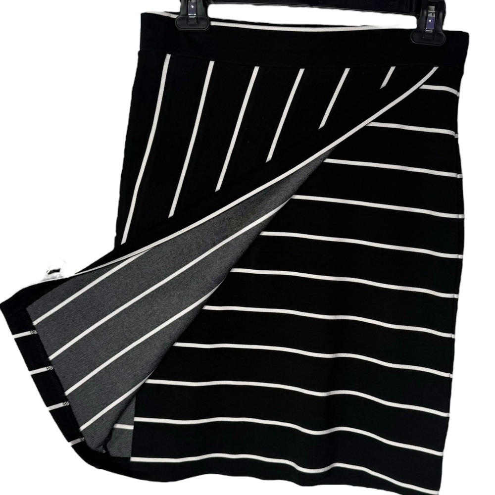 Ann Taylor Stripe Pencil Skirt Womens M Black White Faux Wrap Office Career Knit